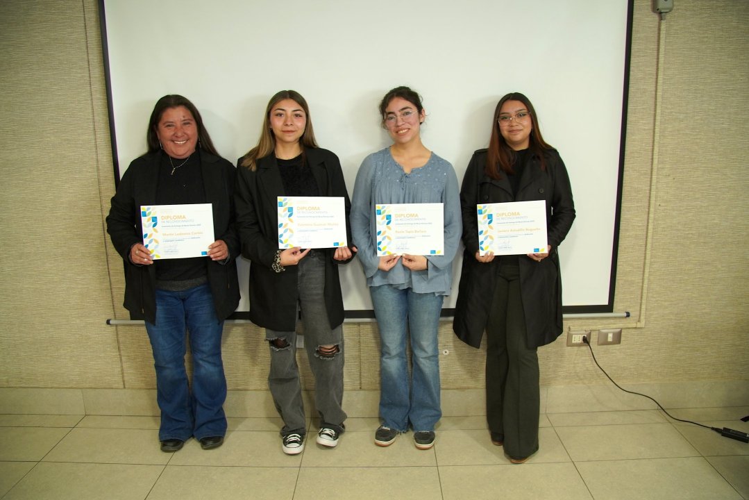 /cuatro-jovenes-de-la-region-obtienen-beca-kinross-para-financiar-sus