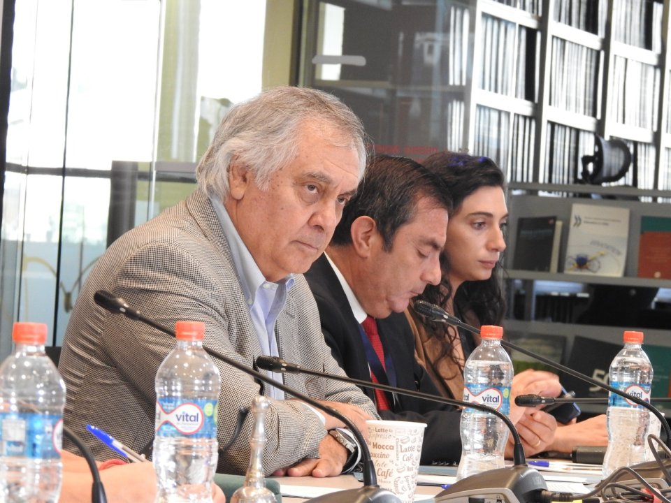/a-seis-meses-del-ano-los-municipios-no-han-recibido-ni-un-peso-senador
