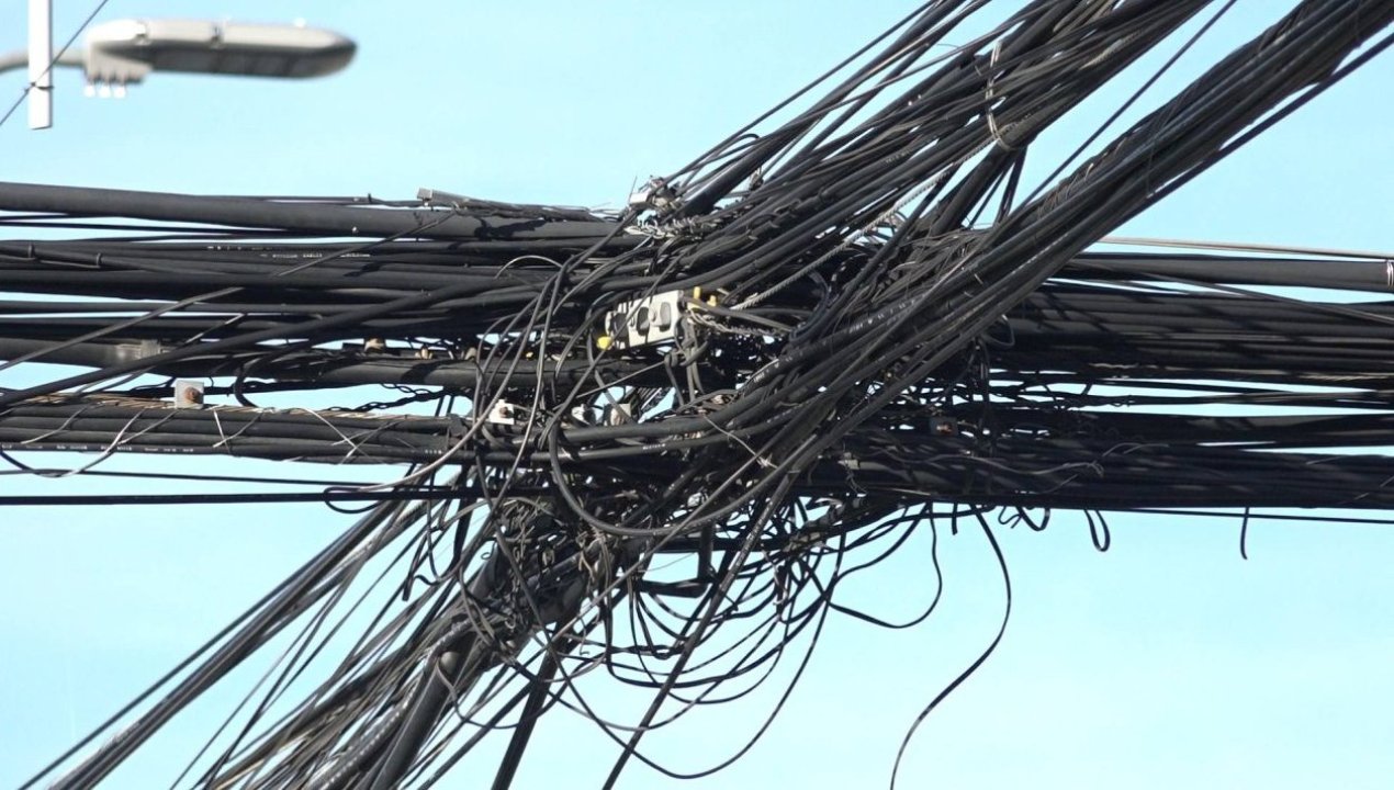 /subtel-solicita-a-las-municipalidades-de-la-region-de-antofagasta-retirar