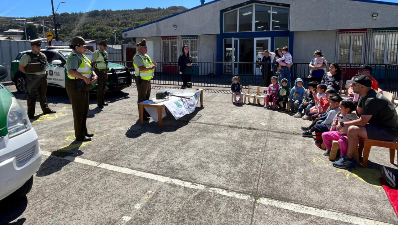 /carabineros-de-lebu-realiza-charla-educativa-a-parvulos-del-jardin-infantil