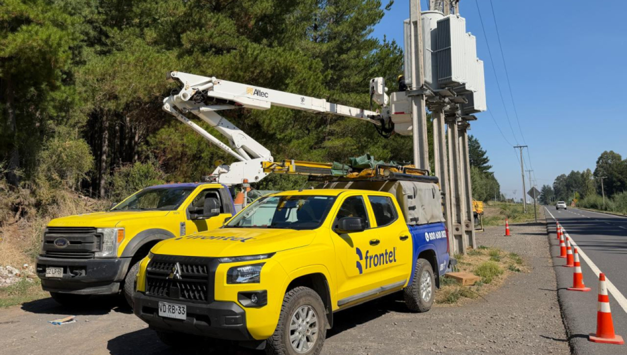 /frontel-realizo-trabajos-para-fortalecer-la-red-electrica-en-sectores-de