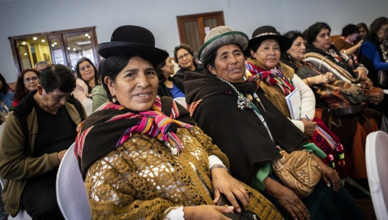 /mujeres-indigenas-se-reunen-en-parlamento-internacional