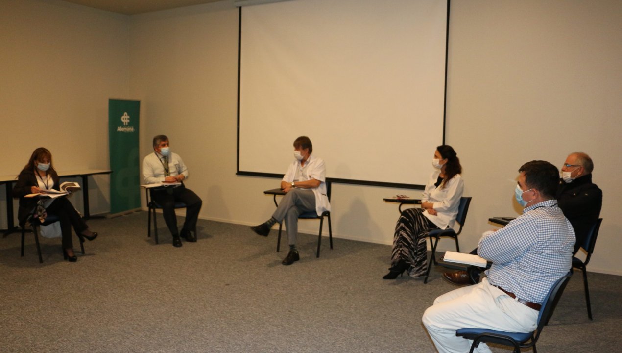 /servicio-de-salud-valdivia-y-clinica-alemana-trabajan-coordinadamente-para-enfrentar-el-covid-19