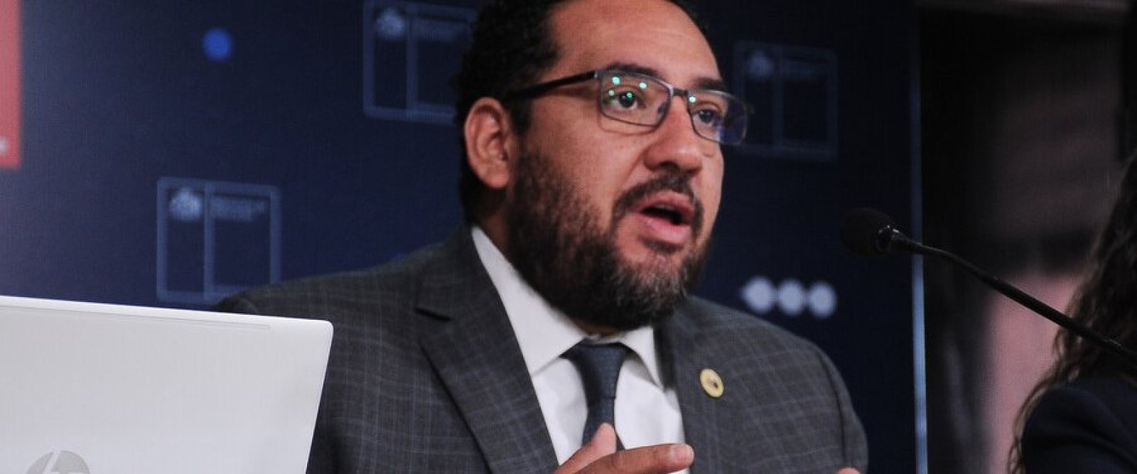 Ministro de Educación habló sobre suspensión de clases