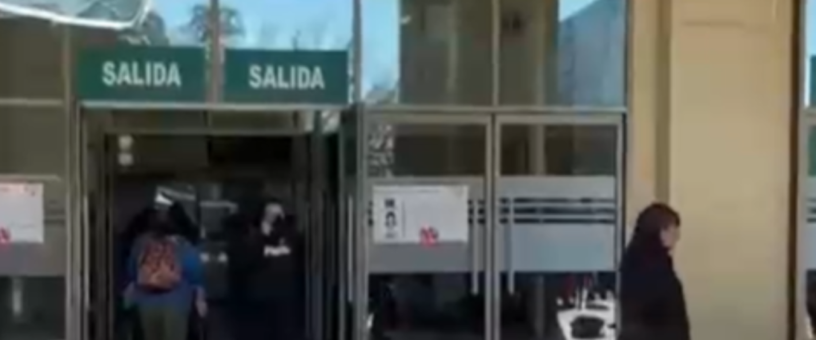Horror en hospital de Los Ángeles: adulto mayor disparó a su esposa internada y luego a sí mismo
