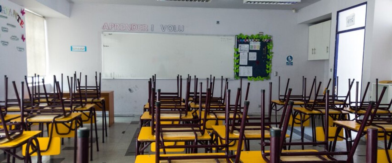 Suspensión de clases en casi todas las comunas del borde costero de Chile