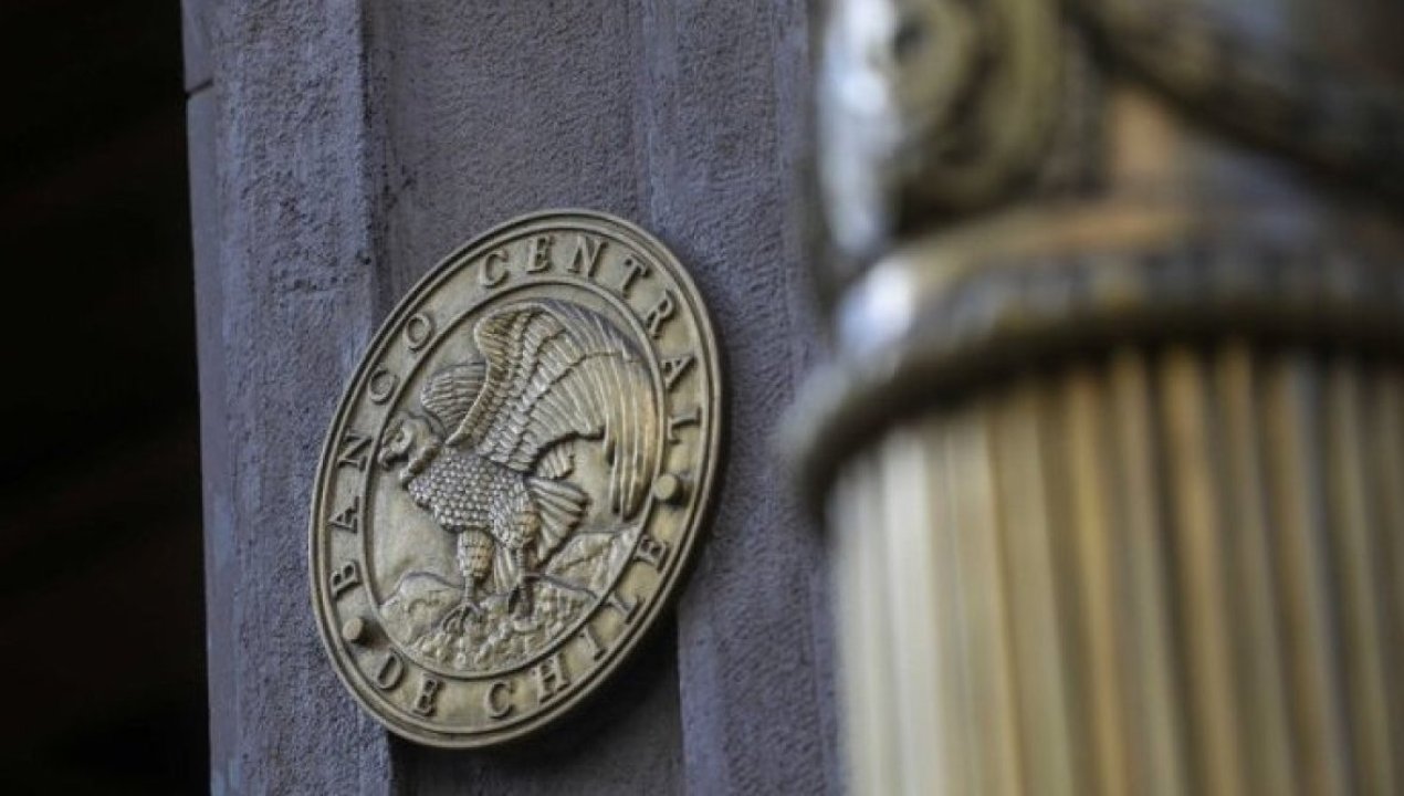 /actualidad/economia/banco-central-advierte-mayor-inflacion-y-recorta-proyeccion-de-crecimiento