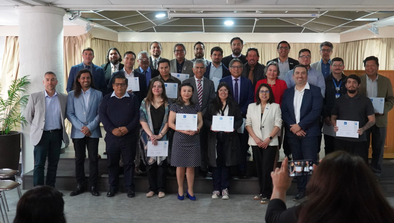 /cierre-del-diplomado-en-hidrogeno-solar-consolida-formacion-de-capital