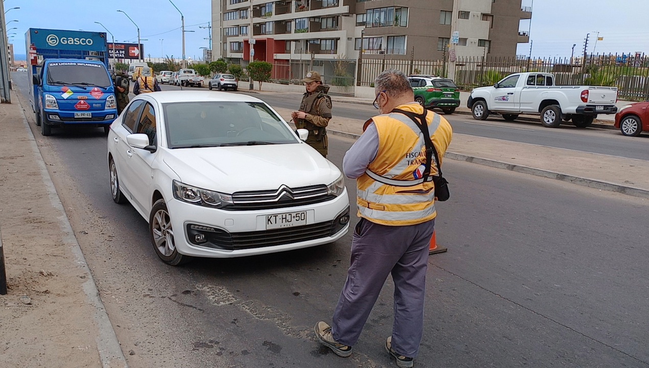 /antofagasta-doce-personas-han-sido-detenidas-en-controles-vehiculares-en